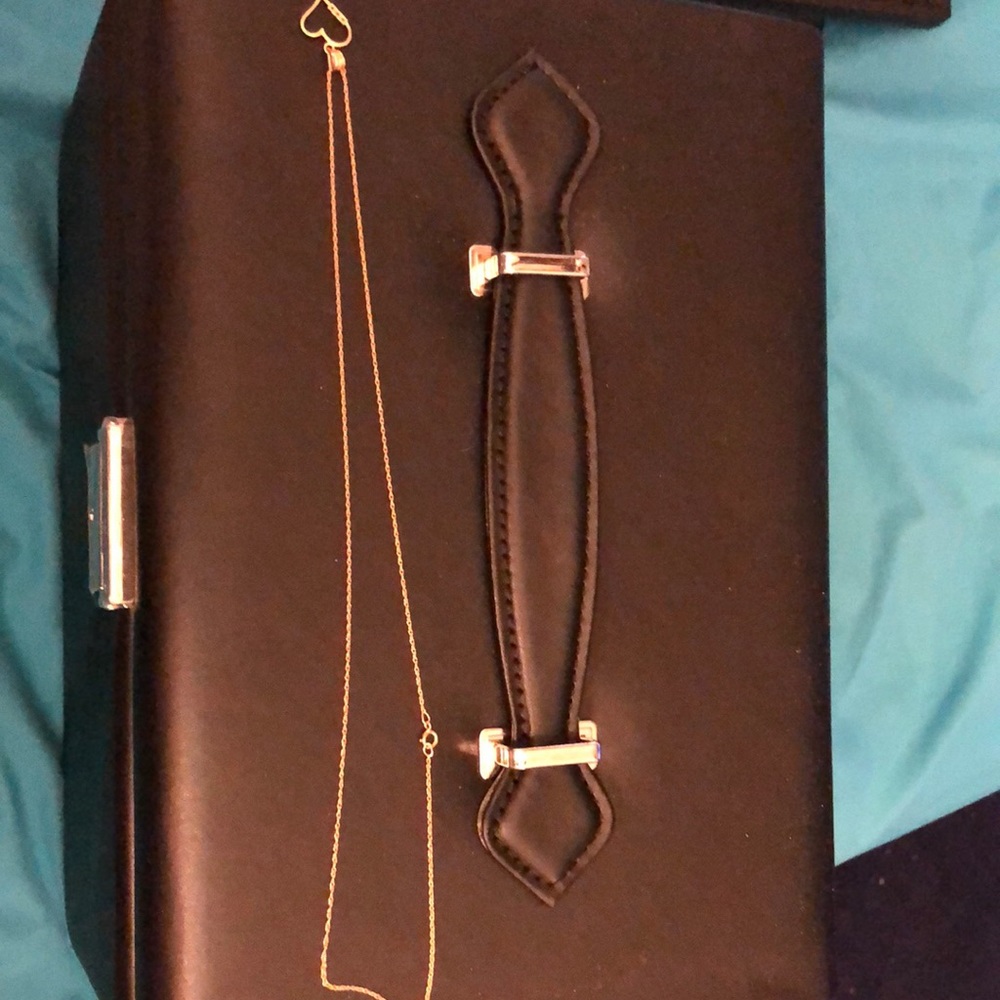Dainty necklace. 14k gold chain with dainty 10k heart charm. 3 tiny diamonds. - Picture 1 of 5